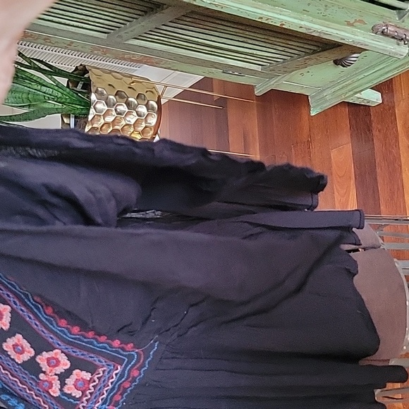 Embroidered Black Boho Top S - Picture 6 of 8